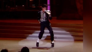 Michael Jackson Performing 'Billie Jean' For the First Time Live on TV - First Moonwalk Too