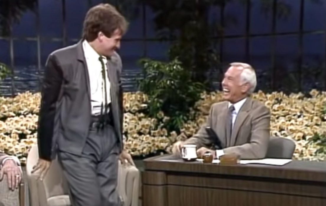 Robin Williams Had Johnny Carson Rolling With Laughter on the Tonight ...