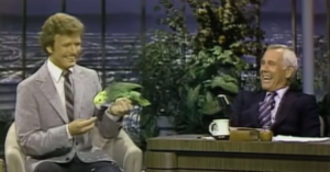 Poncho the Singing Parrot Amazes Johnny Carson on the Tonight Show Starring Johnny Carson in 1981